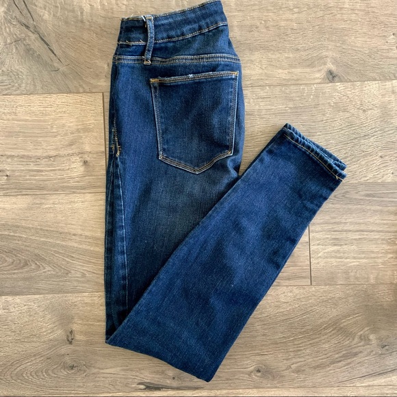 Gap maternity jeans - Picture 2 of 3
